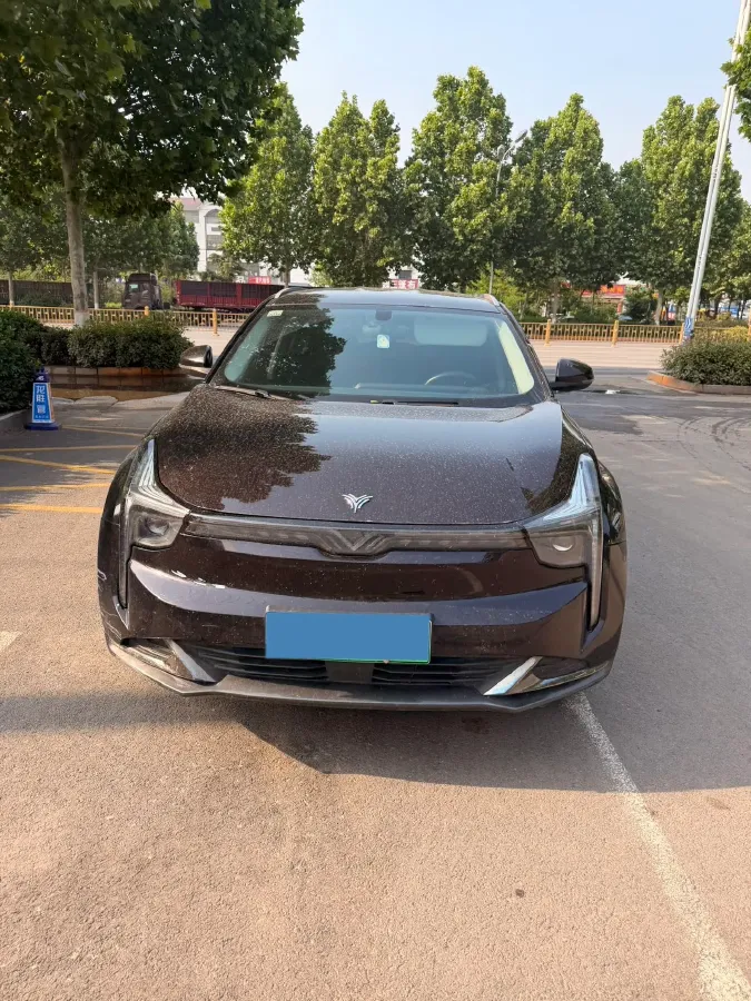 2022 Venucia Grand V 1.5T 190HP L4 7DCT,autocango,china used car exporter,china ev exporter,chinese used car exporter,chinese used ev exporter