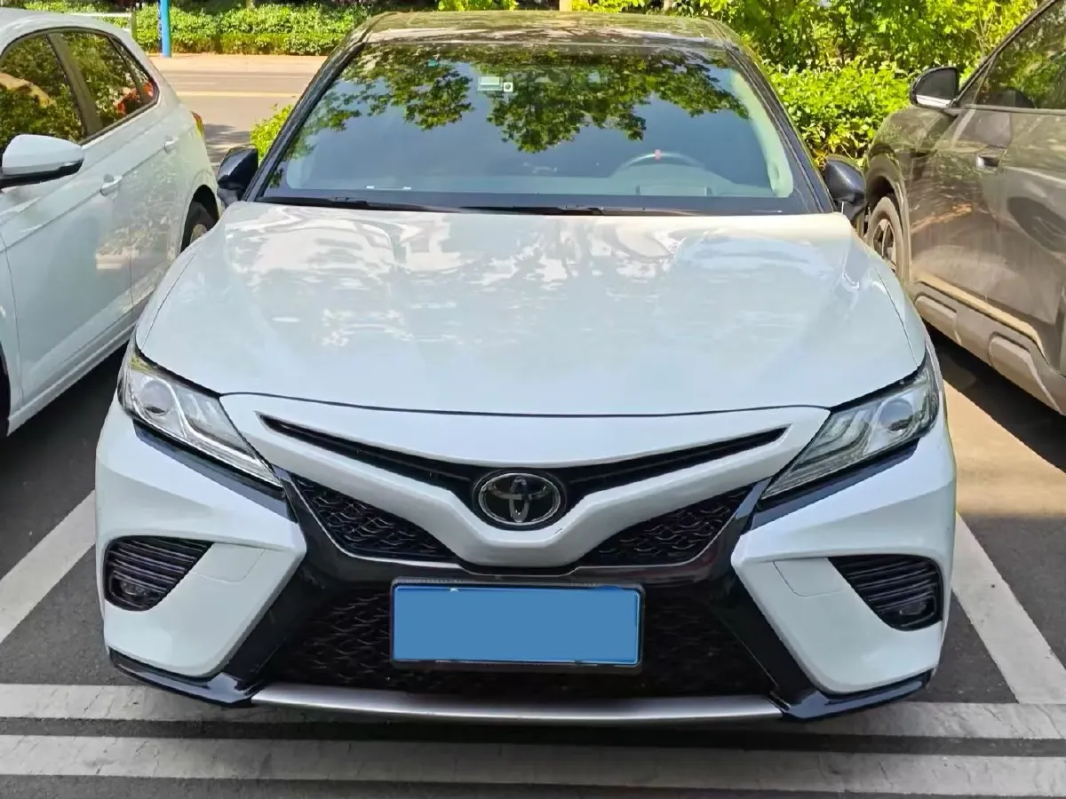 2019 Toyota Camry 2.5L 209HP L4 8AT,autocango,china used car exporter,china ev exporter,chinese used car exporter,chinese used ev exporter