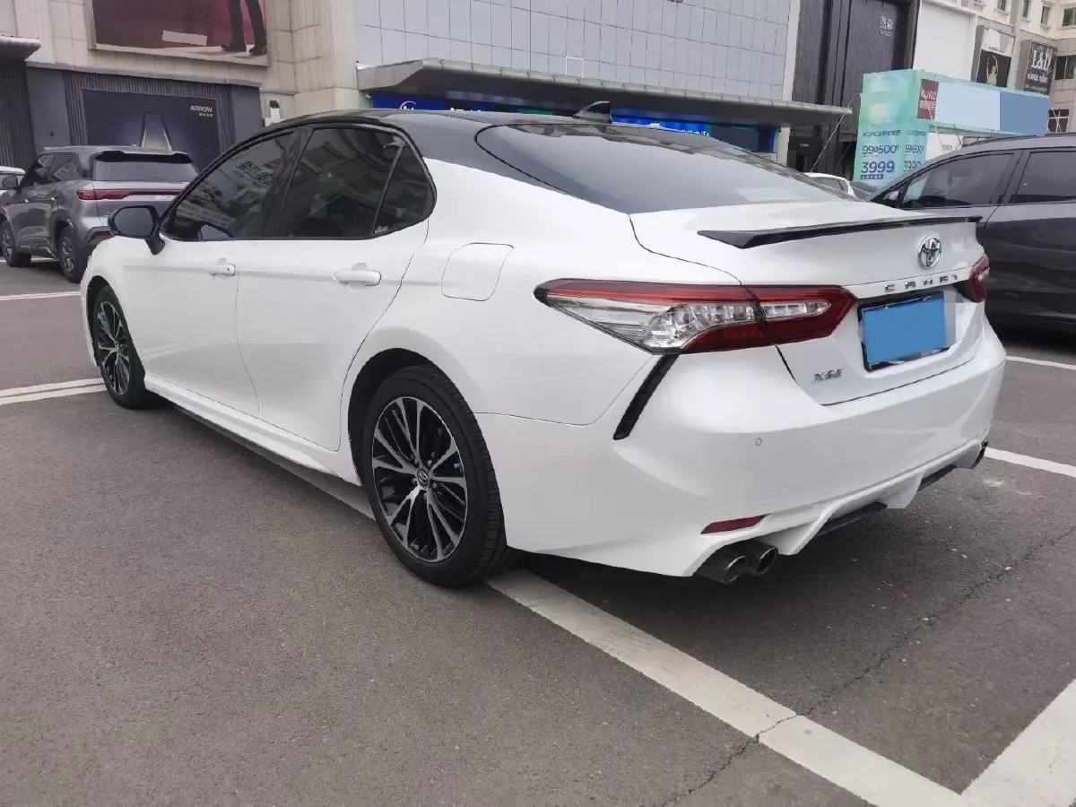 2019 Toyota Camry 2.5L 209HP L4 8AT,autocango,china used car exporter,china ev exporter,chinese used car exporter,chinese used ev exporter