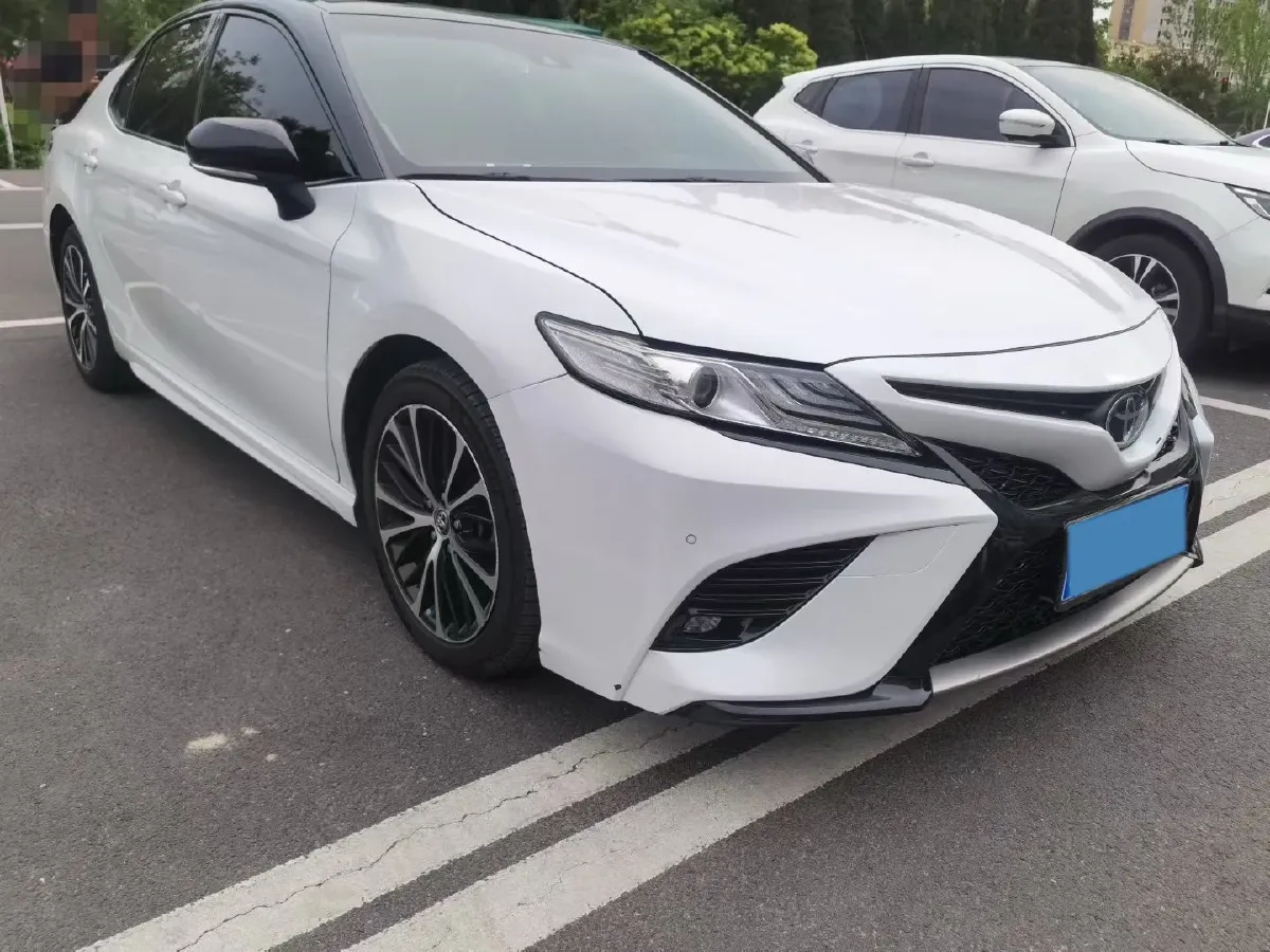 2019 Toyota Camry 2.5L 209HP L4 8AT,autocango,china used car exporter,china ev exporter,chinese used car exporter,chinese used ev exporter