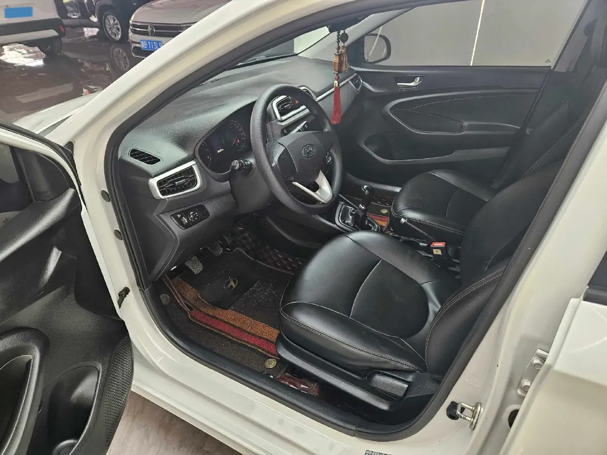 2017 Hyundai Reina 1.4L 95HP L4 5MT,autocango,china used car exporter,china ev exporter,chinese used car exporter,chinese used ev exporter