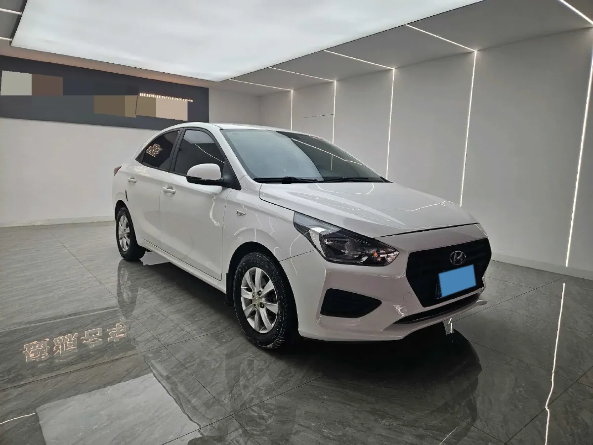 2017 Hyundai Reina 1.4L 95HP L4 5MT,autocango,china used car exporter,china ev exporter,chinese used car exporter,chinese used ev exporter