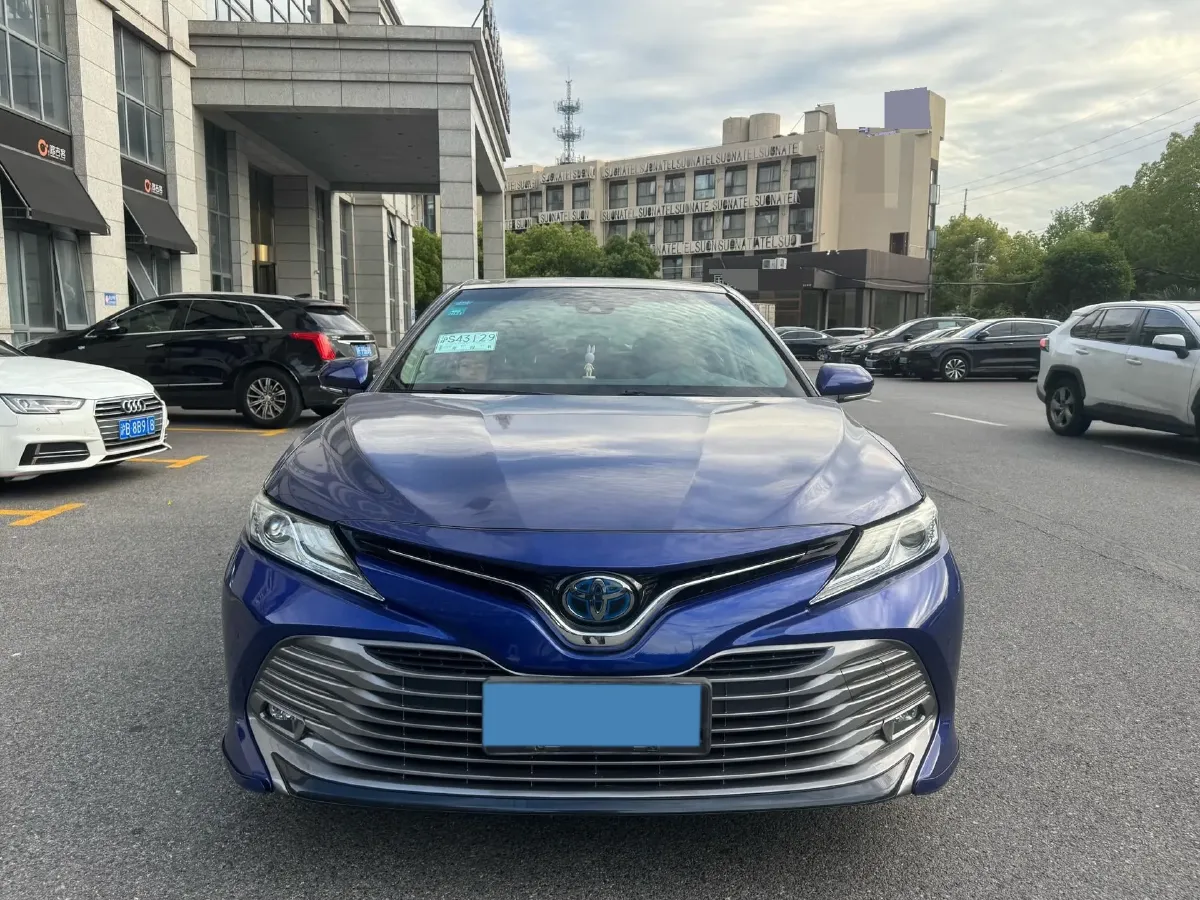 2019 Toyota Camry 2.5L 178HP L4 E-CVT Hybrid,autocango,china used car exporter,china ev exporter,chinese used car exporter,chinese used ev exporter