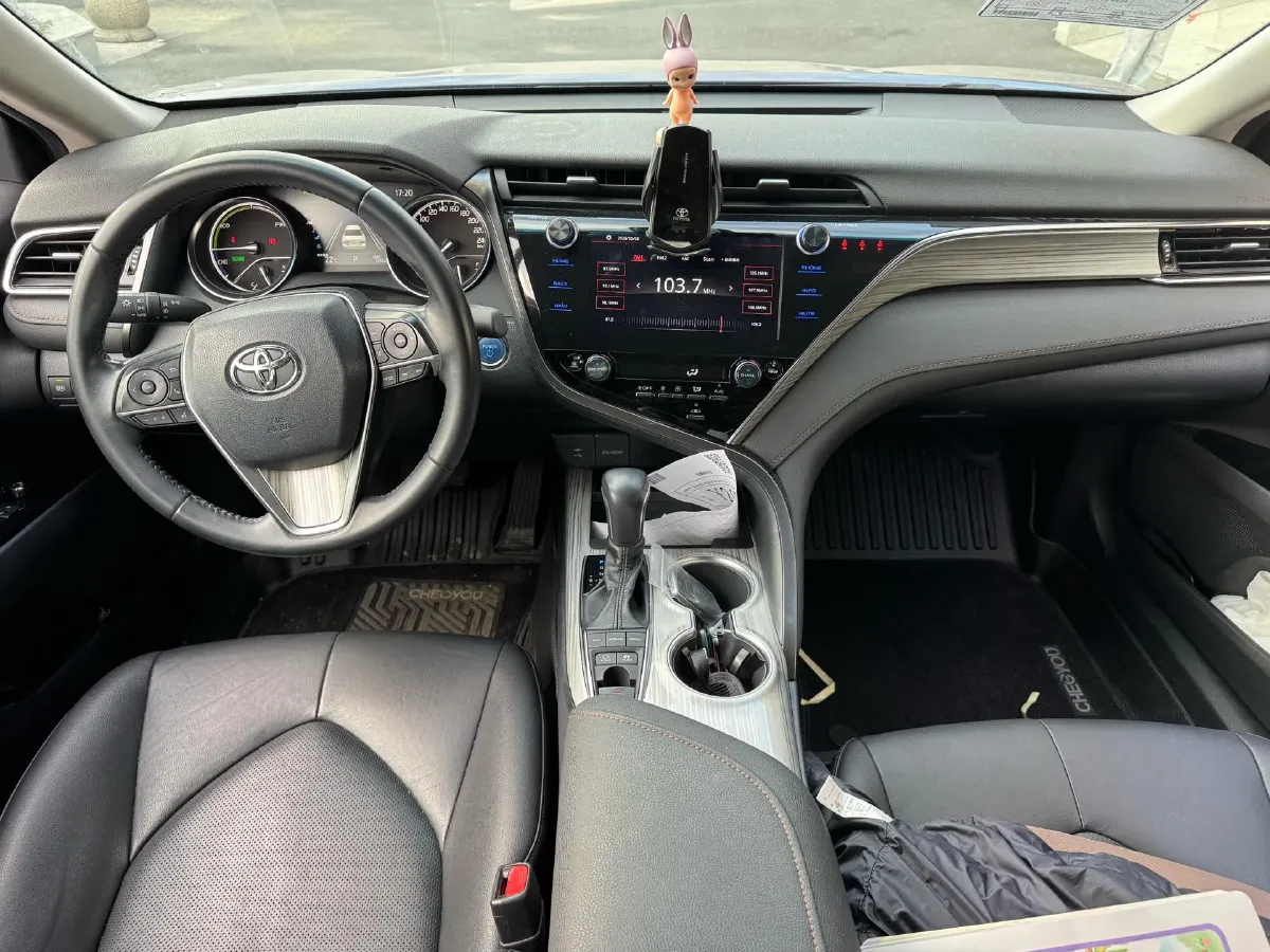 2019 Toyota Camry 2.5L 178HP L4 E-CVT Hybrid,autocango,china used car exporter,china ev exporter,chinese used car exporter,chinese used ev exporter