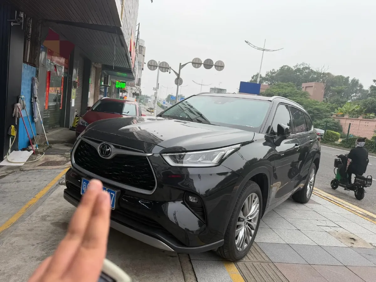 2024 Toyota Highlander 2.5L 189HP L4 E-CVT Hybrid,autocango,china used car exporter,china ev exporter,chinese used car exporter,chinese used ev exporter