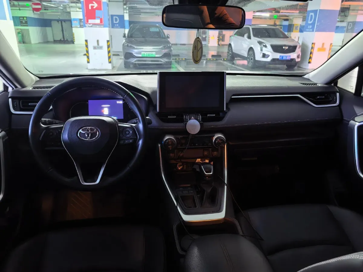 2022 Toyota RAV4 2.0L 171HP L4 CVT,autocango,china used car exporter,china ev exporter,chinese used car exporter,chinese used ev exporter
