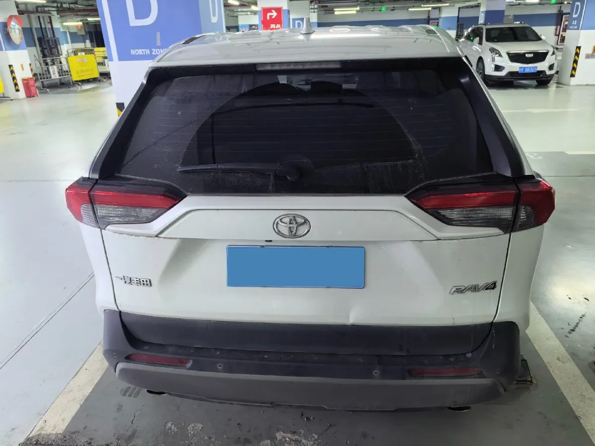 2022 Toyota RAV4 2.0L 171HP L4 CVT,autocango,china used car exporter,china ev exporter,chinese used car exporter,chinese used ev exporter