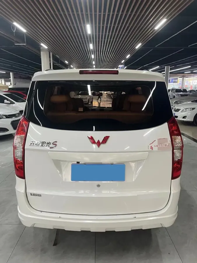 2016 WuLing HongGuang 1.5L 112HP L4 5MT,autocango,china used car exporter,china ev exporter,chinese used car exporter,chinese used ev exporter