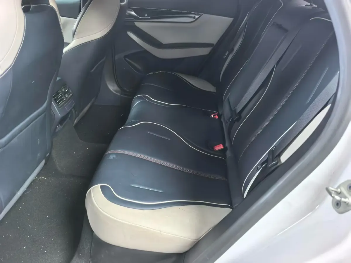 2021 Haval F7 1.5T 169HP L4 7DCT,autocango,china used car exporter,china ev exporter,chinese used car exporter,chinese used ev exporter