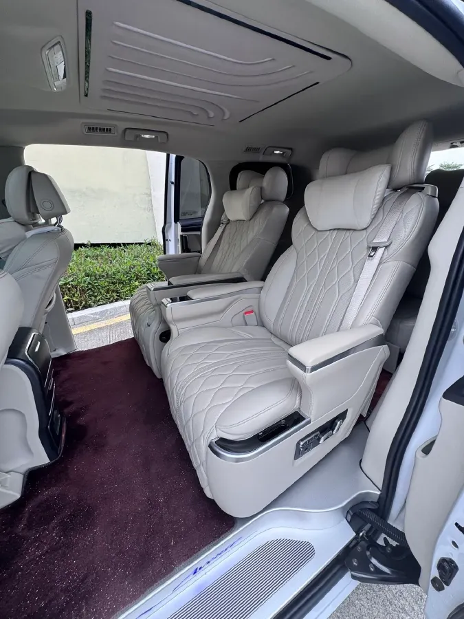 2022 Buick GL8 2.0T 237HP L4 9AT,autocango,china used car exporter,china ev exporter,chinese used car exporter,chinese used ev exporter