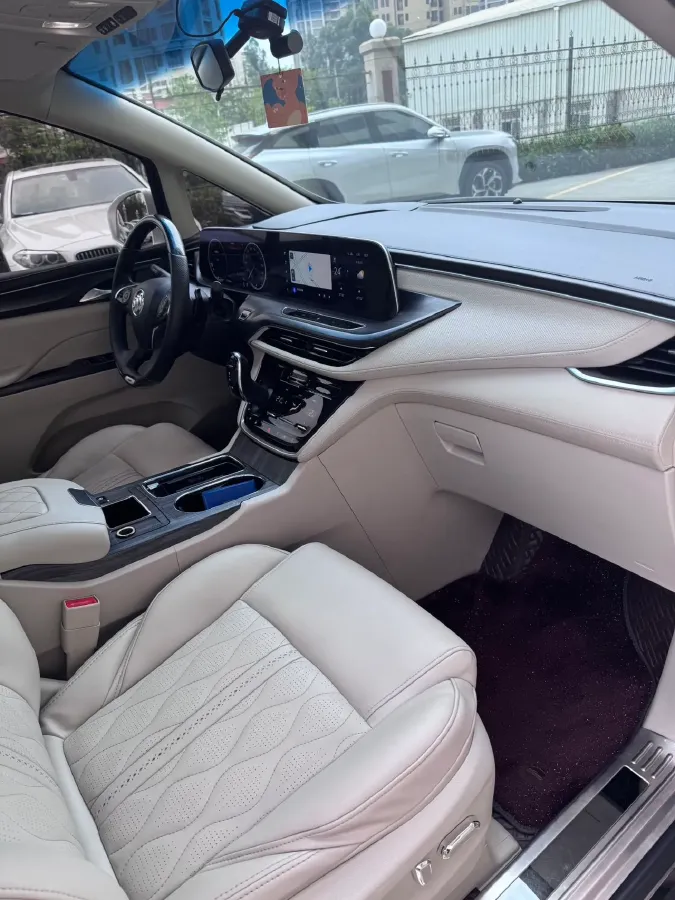 2022 Buick GL8 2.0T 237HP L4 9AT,autocango,china used car exporter,china ev exporter,chinese used car exporter,chinese used ev exporter