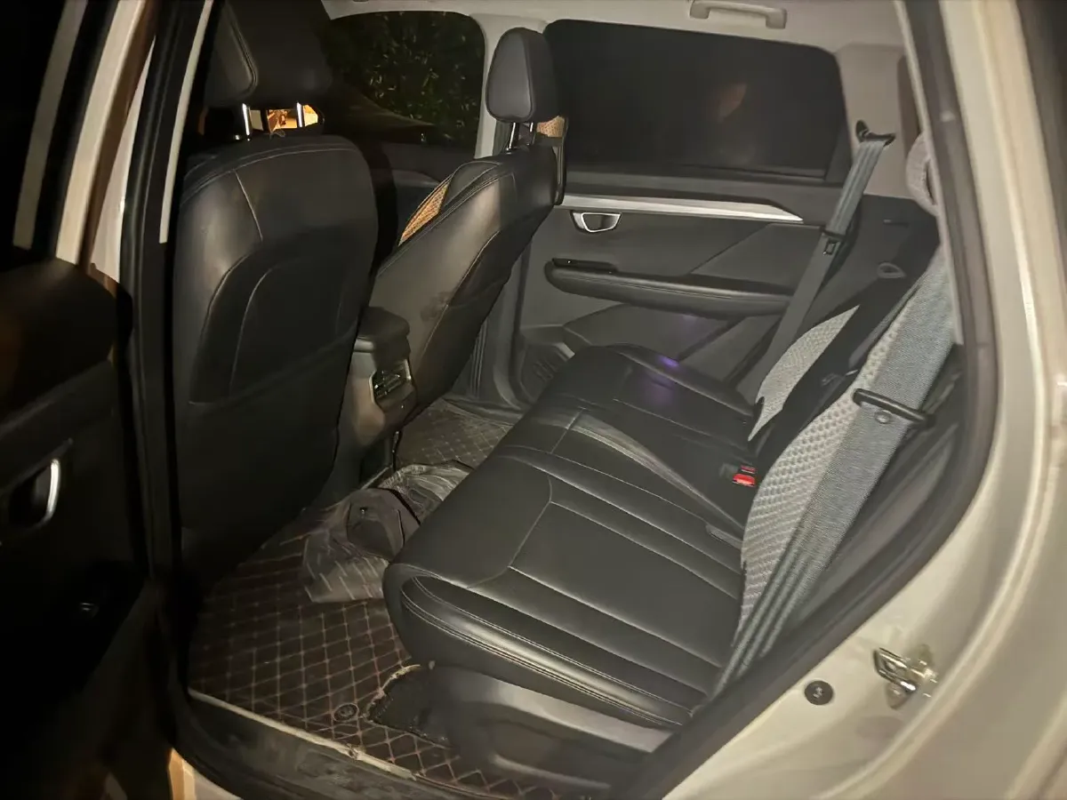 2021 WuLing XingChen 1.5T 147HP L4 CVT,autocango,china used car exporter,china ev exporter,chinese used car exporter,chinese used ev exporter