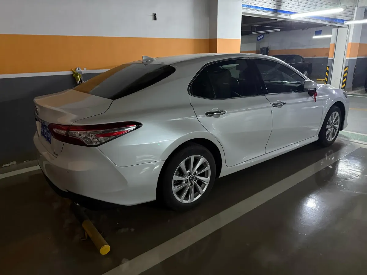 2021 Toyota Camry 2.0L 178HP L4 CVT,autocango,china used car exporter,china ev exporter,chinese used car exporter,chinese used ev exporter