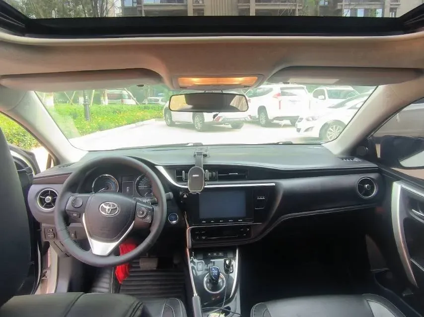 2018 Toyota Corolla 1.8L 99HP L4 E-CVT Hybrid,autocango,china used car exporter,china ev exporter,chinese used car exporter,chinese used ev exporter