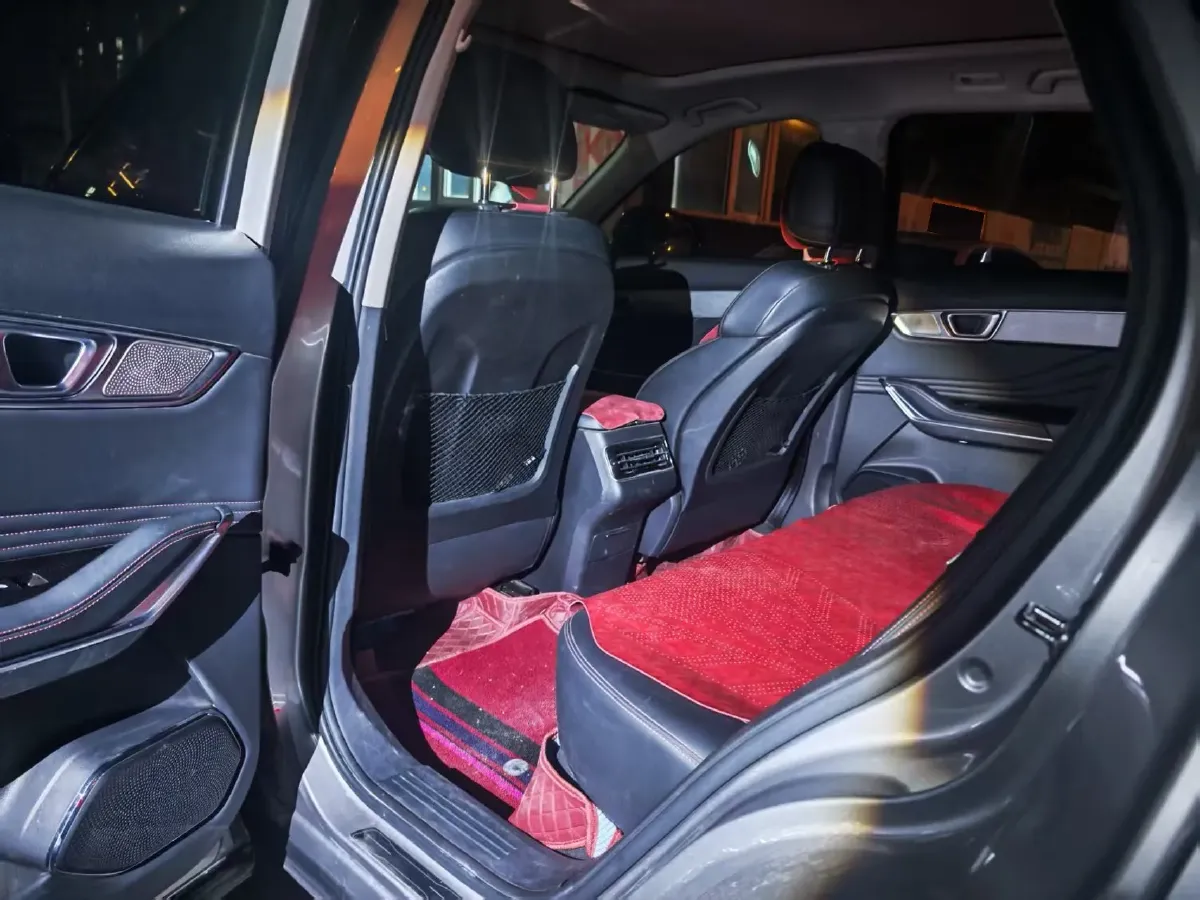 2020 Bestune T99 2.0T 224HP L4 6AT,autocango,china used car exporter,china ev exporter,chinese used car exporter,chinese used ev exporter