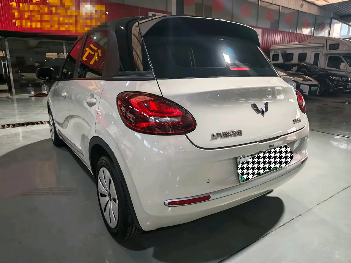2023 WuLing BinGuo BEV 31.9KWH,autocango,china used car exporter,china ev exporter,chinese used car exporter,chinese used ev exporter