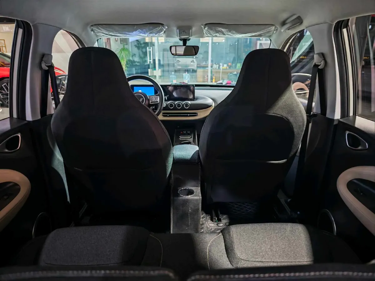2023 WuLing BinGuo BEV 31.9KWH,autocango,china used car exporter,china ev exporter,chinese used car exporter,chinese used ev exporter