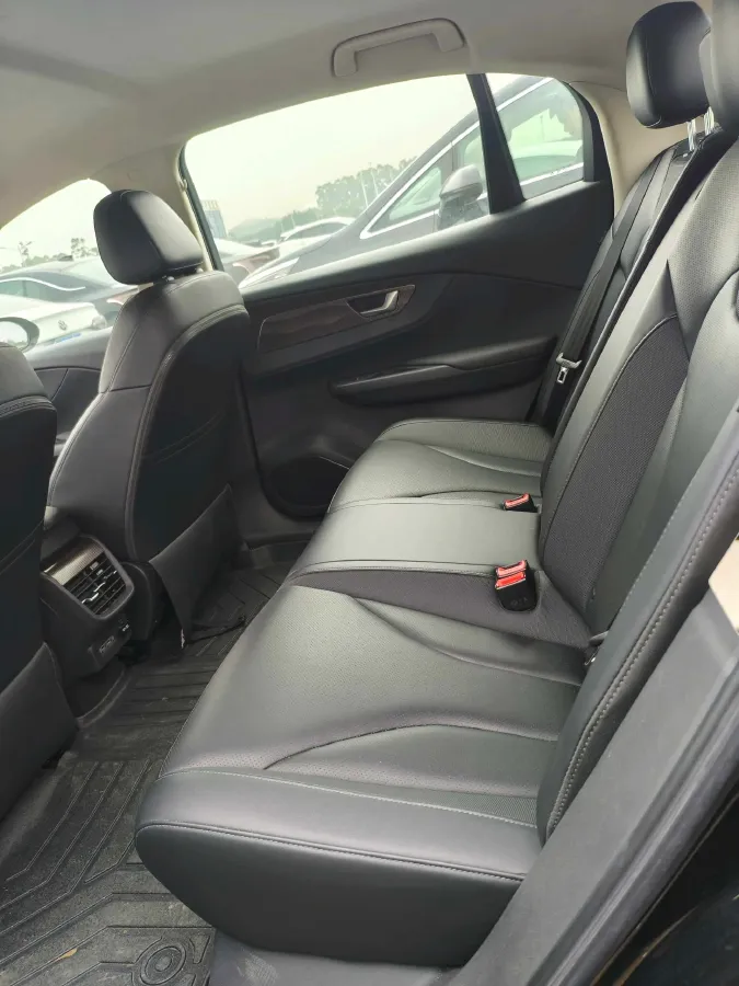 2024 HongQi E-QM5 BEV 60KWH,autocango,china used car exporter,china ev exporter,chinese used car exporter,chinese used ev exporter