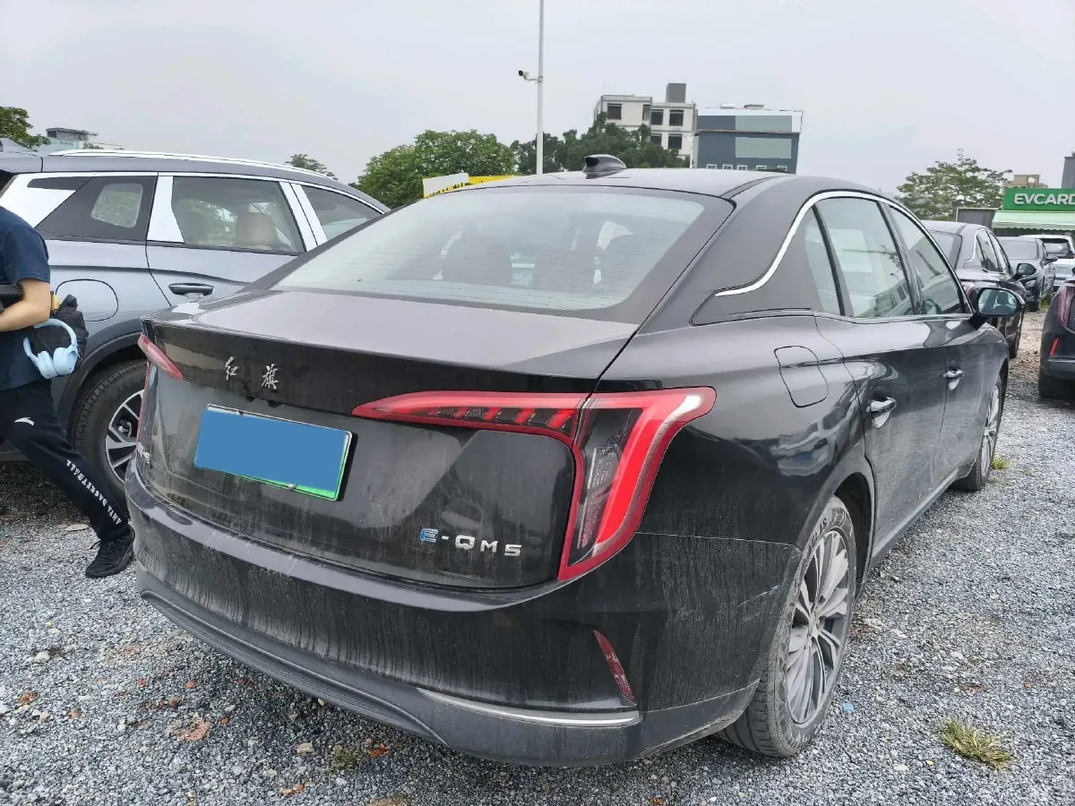 2024 HongQi E-QM5 BEV 60KWH,autocango,china used car exporter,china ev exporter,chinese used car exporter,chinese used ev exporter