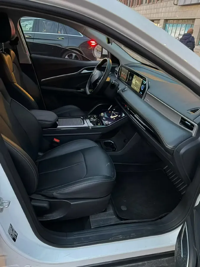 2022 MAXUS T70 2.0T 163HP L4 6AT,autocango,china used car exporter,china ev exporter,chinese used car exporter,chinese used ev exporter