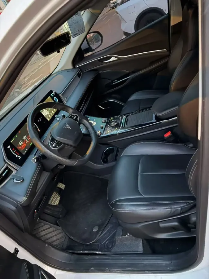 2022 MAXUS T70 2.0T 163HP L4 6AT,autocango,china used car exporter,china ev exporter,chinese used car exporter,chinese used ev exporter