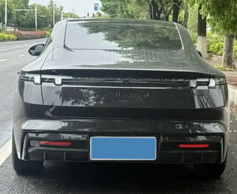 2025 LYNK&CO 10 EM-P 1.5T 163HP L4 3DHT PHEV,autocango,china used car exporter,china ev exporter,chinese used car exporter,chinese used ev exporter