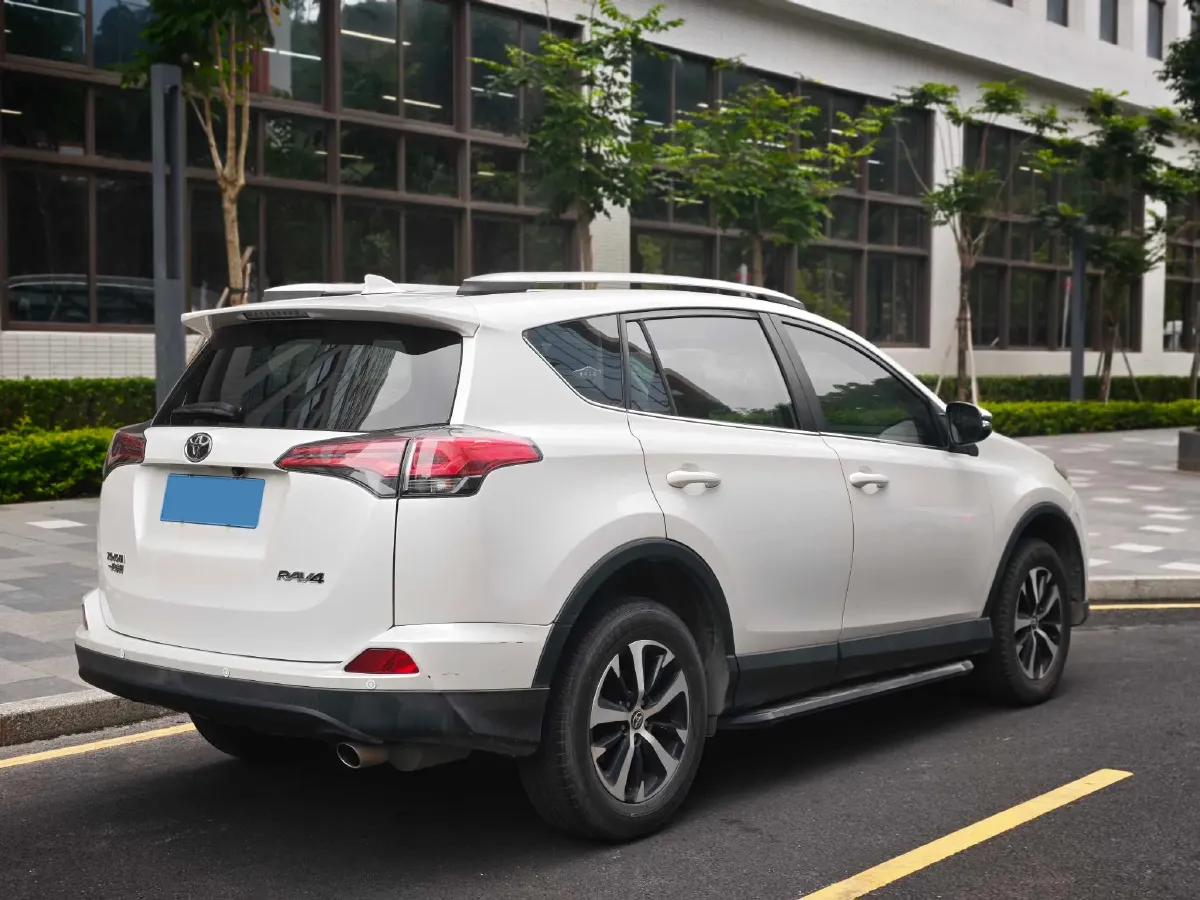 2019 Toyota Camry 2.0L 178HP L4 CVT,autocango,china used car exporter,china ev exporter,chinese used car exporter,chinese used ev exporter