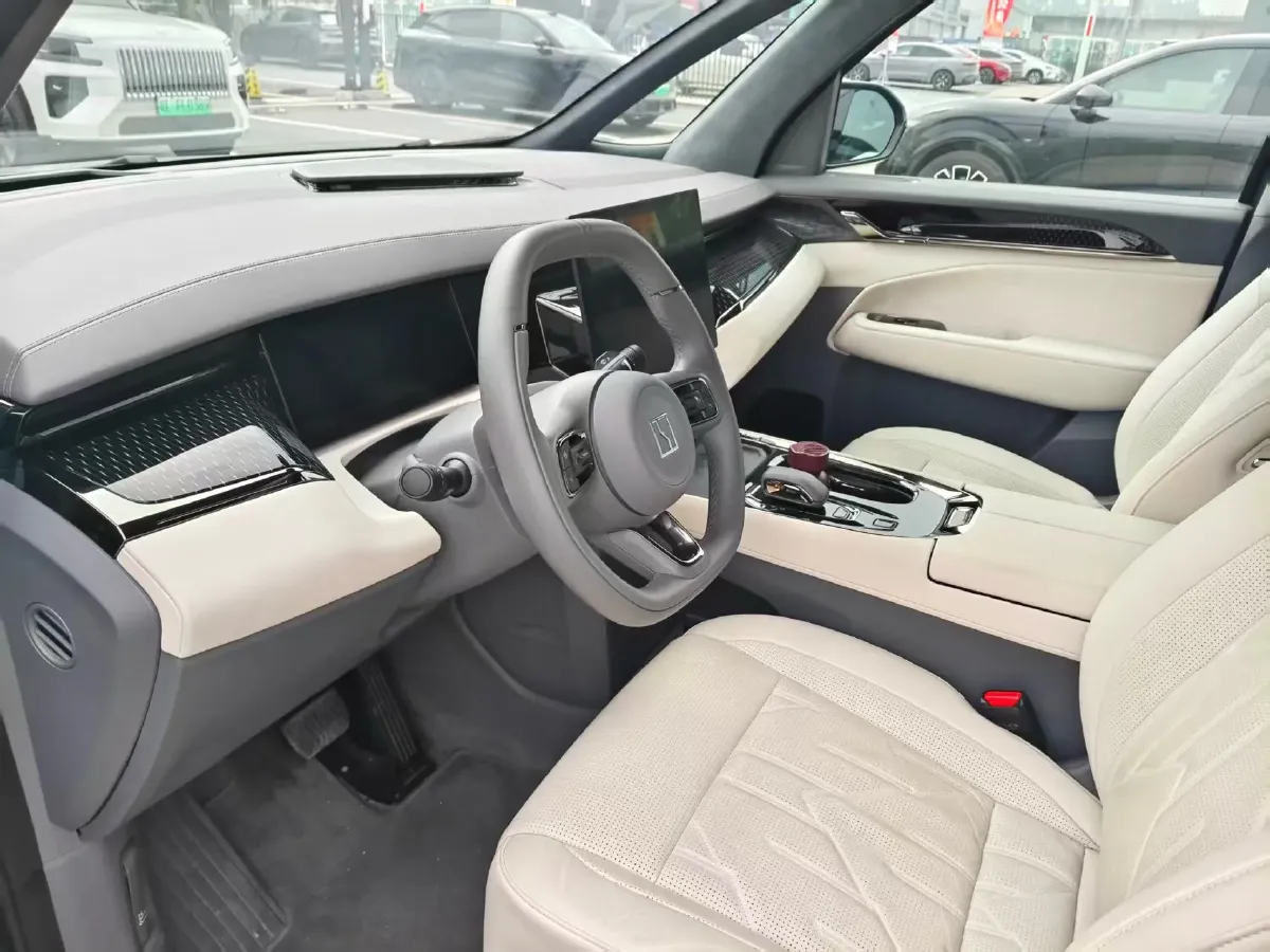 2024 Zeekr 009 BEV 108KWH,autocango,china used car exporter,china ev exporter,chinese used car exporter,chinese used ev exporter