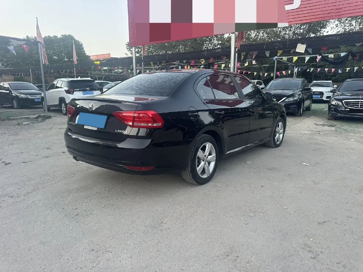 2018 Landwind XiaoYao 1.5T 163HP L4 CVT,autocango,china used car exporter,china ev exporter,chinese used car exporter,chinese used ev exporter