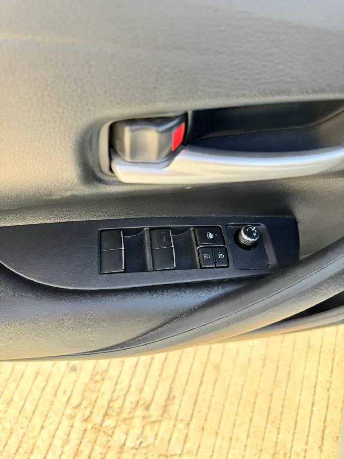 2021 Toyota Corolla 1.2T 116HP L4 CVT,autocango,china used car exporter,china ev exporter,chinese used car exporter,chinese used ev exporter