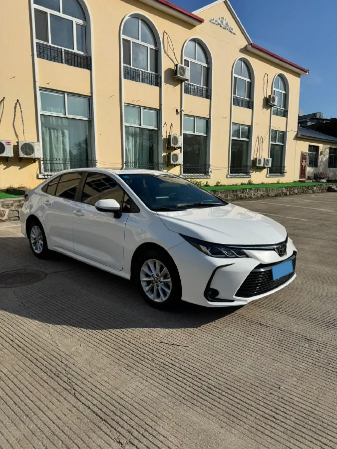 2021 Toyota Corolla 1.2T 116HP L4 CVT,autocango,china used car exporter,china ev exporter,chinese used car exporter,chinese used ev exporter