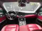 2017 Alfa Romeo Giulia 2.0T 280HP L4 8AT
