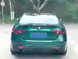 2017 Alfa Romeo Giulia 2.0T 280HP L4 8AT