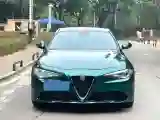 2017 Alfa Romeo Giulia 2.0T 280HP L4 8AT