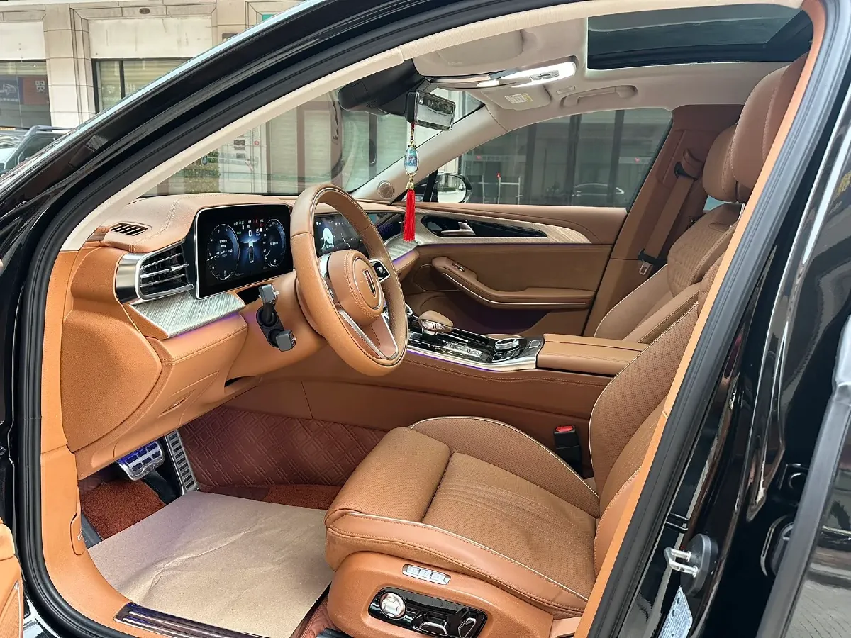 2022 HongQi H9 2.0T 252HP L4 7DCT,autocango,china used car exporter,china ev exporter,chinese used car exporter,chinese used ev exporter