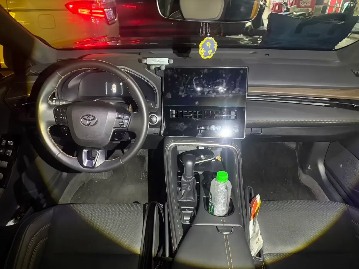 2024 Toyota Avalon 2.0L 152HP L4 E-CVT Hybrid,autocango,china used car exporter,china ev exporter,chinese used car exporter,chinese used ev exporter