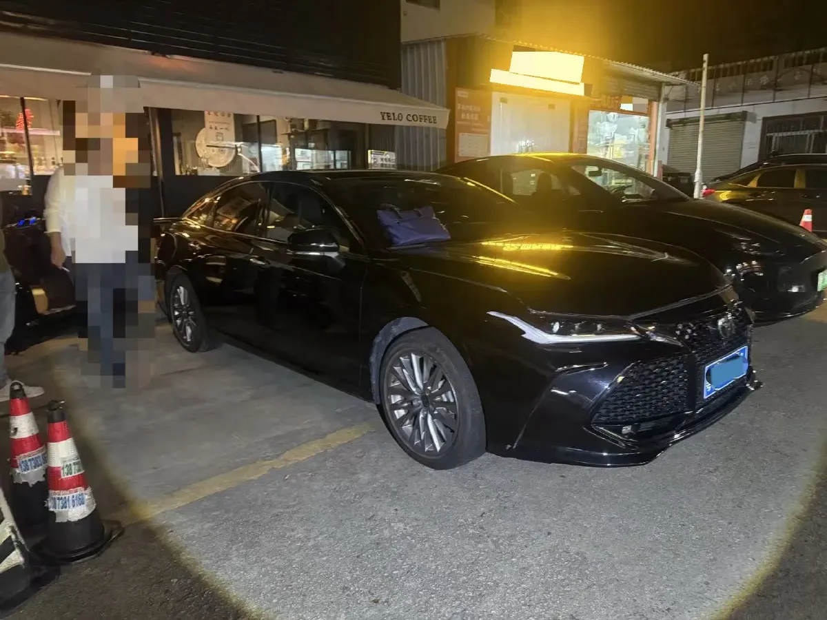 2024 Toyota Avalon 2.0L 152HP L4 E-CVT Hybrid,autocango,china used car exporter,china ev exporter,chinese used car exporter,chinese used ev exporter