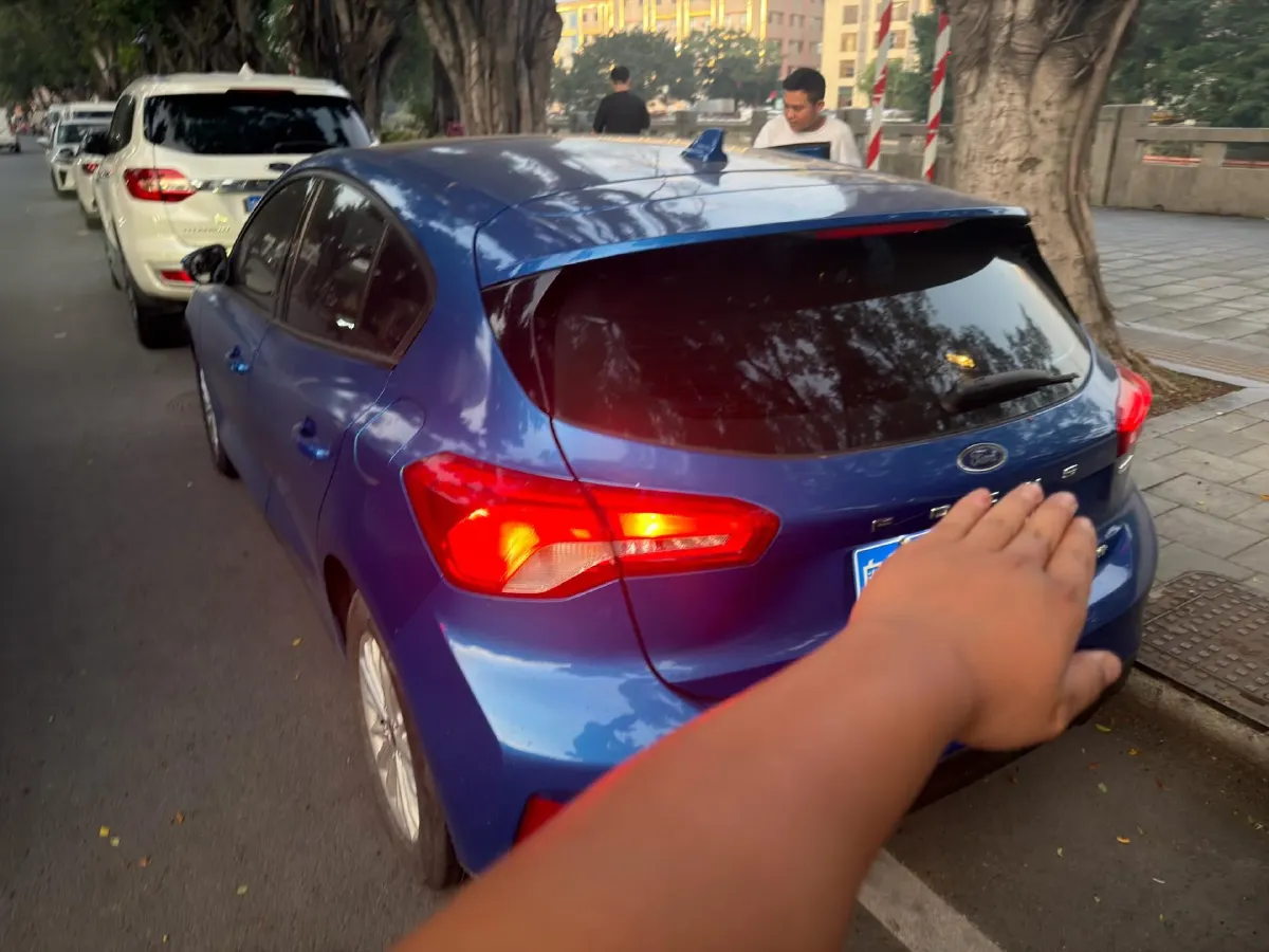 2019 Ford Focus 1.5T 184HP L3 8AT,autocango,china used car exporter,china ev exporter,chinese used car exporter,chinese used ev exporter
