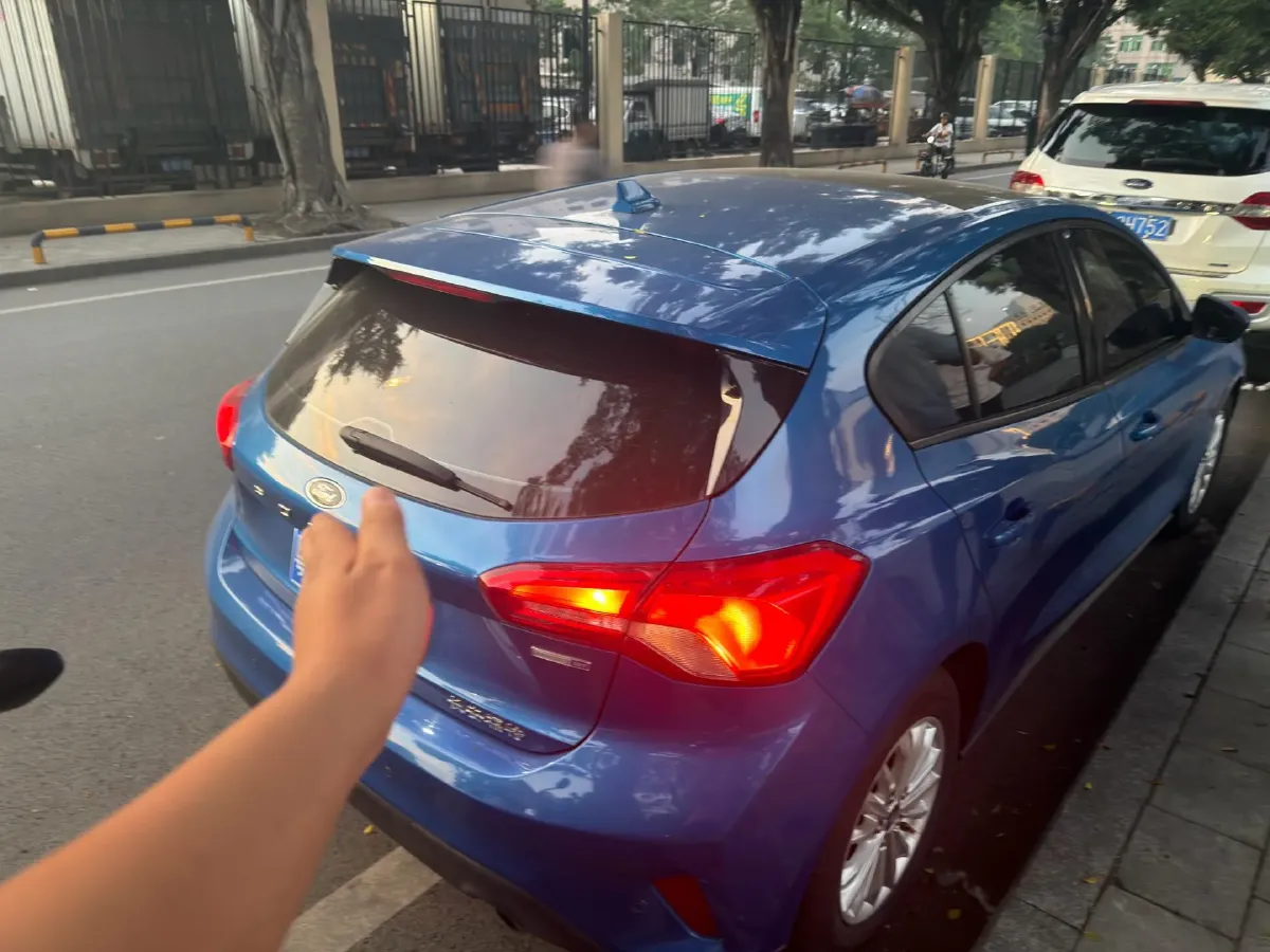 2019 Ford Focus 1.5T 184HP L3 8AT,autocango,china used car exporter,china ev exporter,chinese used car exporter,chinese used ev exporter