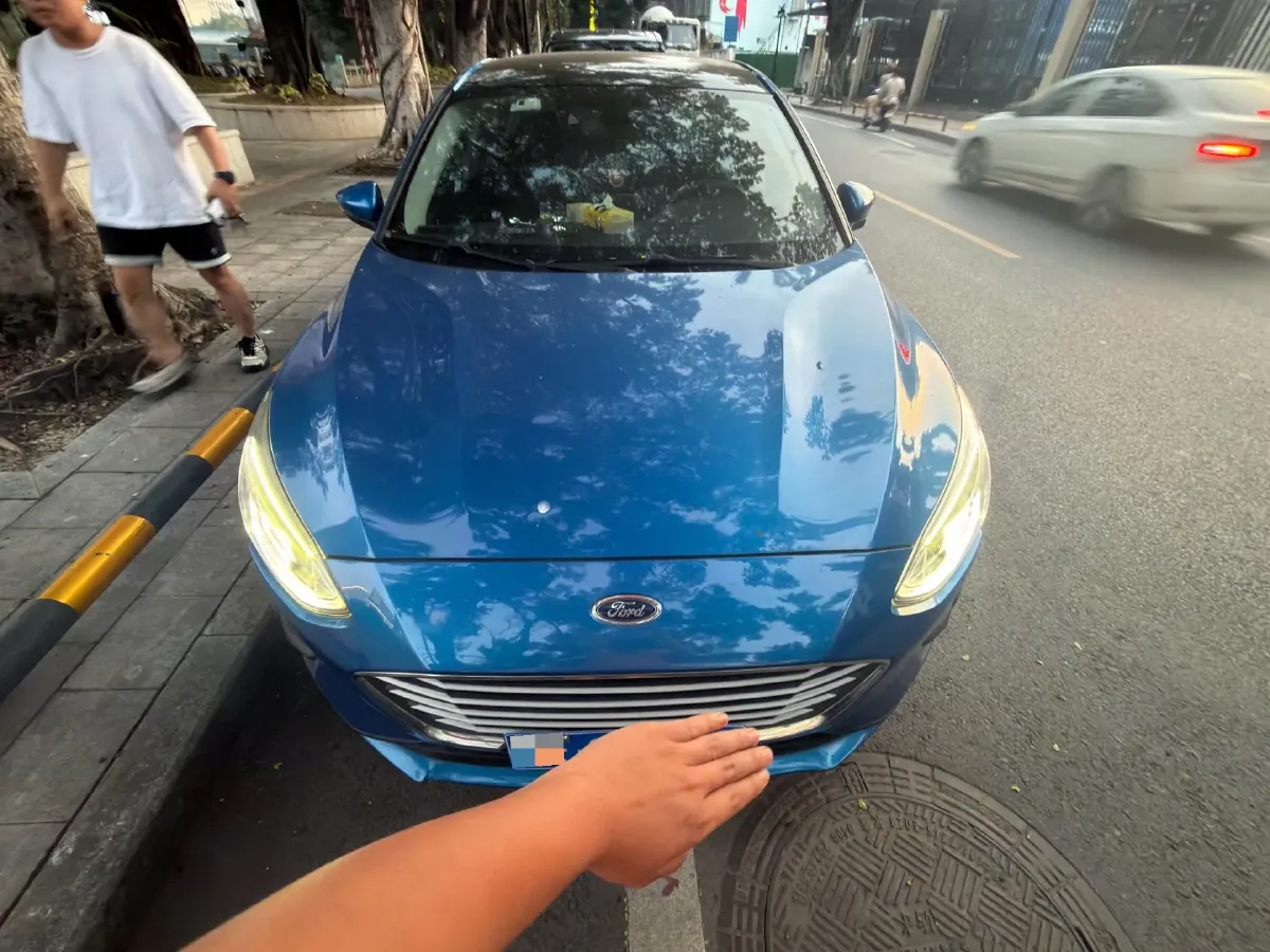 2019 Ford Focus 1.5T 184HP L3 8AT,autocango,china used car exporter,china ev exporter,chinese used car exporter,chinese used ev exporter