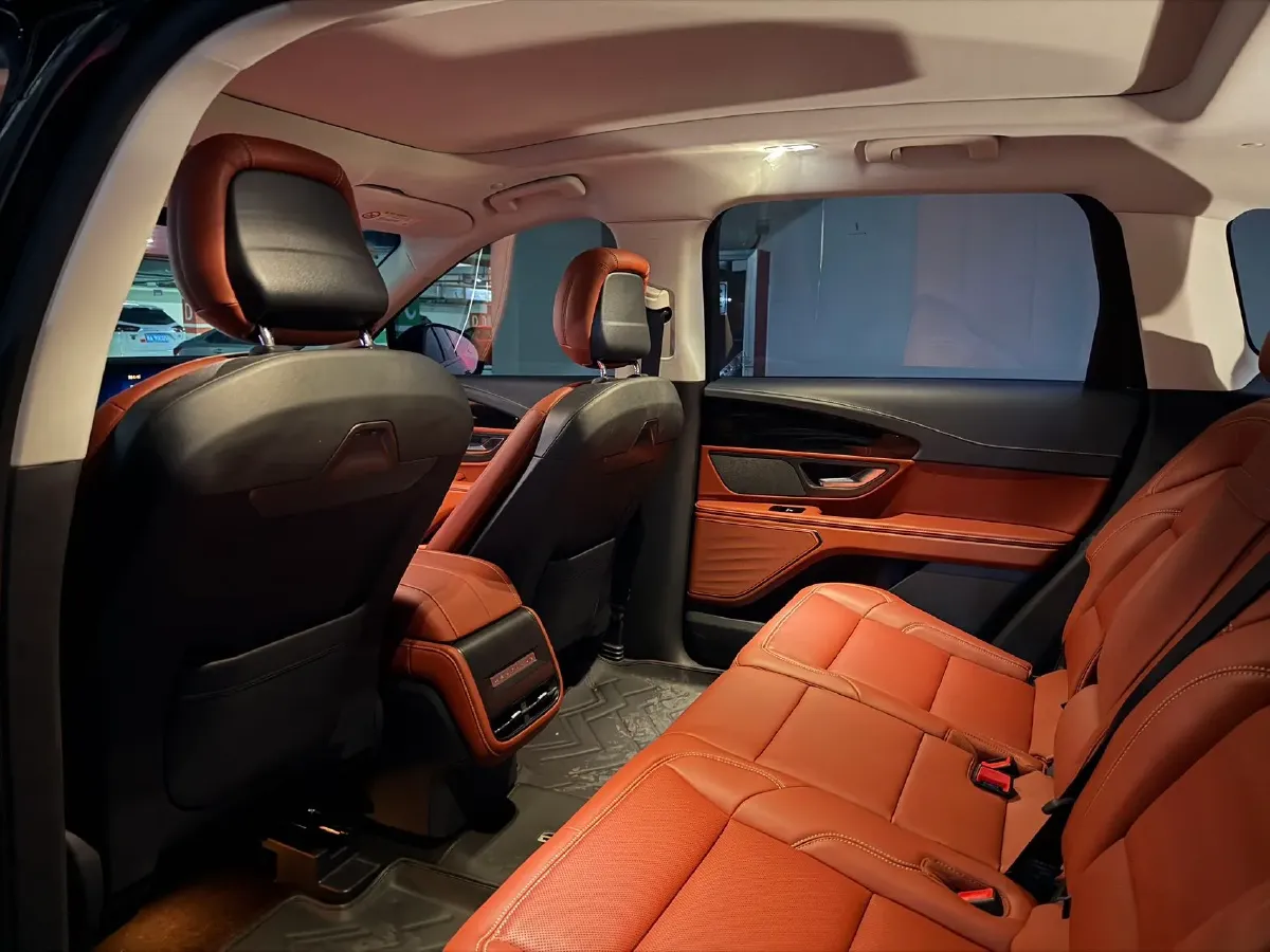 2025 Lincoln Nautilus 2.0T 282HP L4 E-CVT Hybrid,autocango,china used car exporter,china ev exporter,chinese used car exporter,chinese used ev exporter