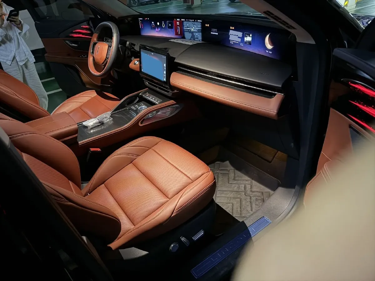 2025 Lincoln Nautilus 2.0T 282HP L4 E-CVT Hybrid,autocango,china used car exporter,china ev exporter,chinese used car exporter,chinese used ev exporter