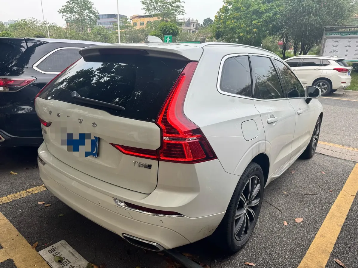 2020 Volvo XC60 2.0T 254HP L4 8AT,autocango,china used car exporter,china ev exporter,chinese used car exporter,chinese used ev exporter