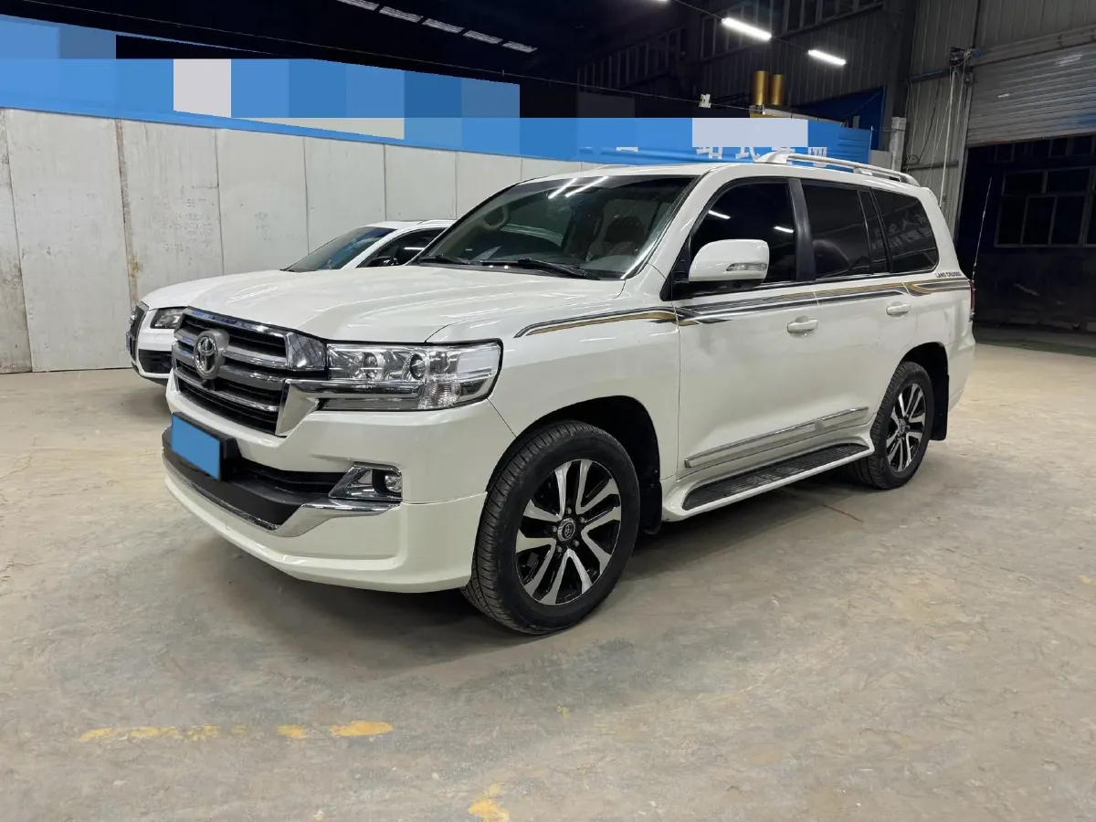 2019 Chevrolet Trax 1.0T 125HP L3 6AT,autocango,china used car exporter,china ev exporter,chinese used car exporter,chinese used ev exporter
