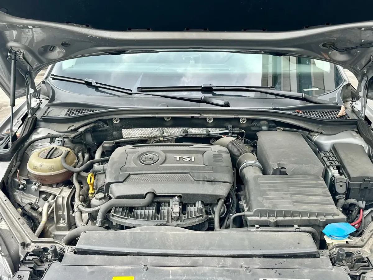 2018 Nissan Terra 2.5L 184HP L4 7AT,autocango,china used car exporter,china ev exporter,chinese used car exporter,chinese used ev exporter