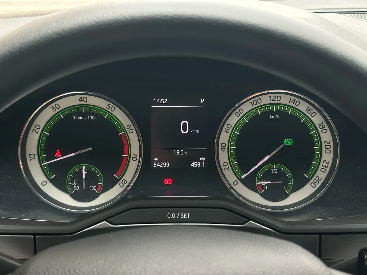2018 Nissan Terra 2.5L 184HP L4 7AT,autocango,china used car exporter,china ev exporter,chinese used car exporter,chinese used ev exporter