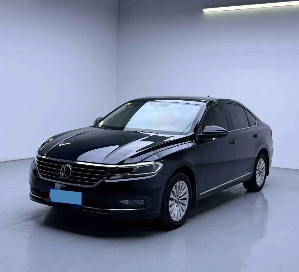 2018 Skoda Karoq 1.4T 150HP L4 7DCT,autocango,china used car exporter,china ev exporter,chinese used car exporter,chinese used ev exporter