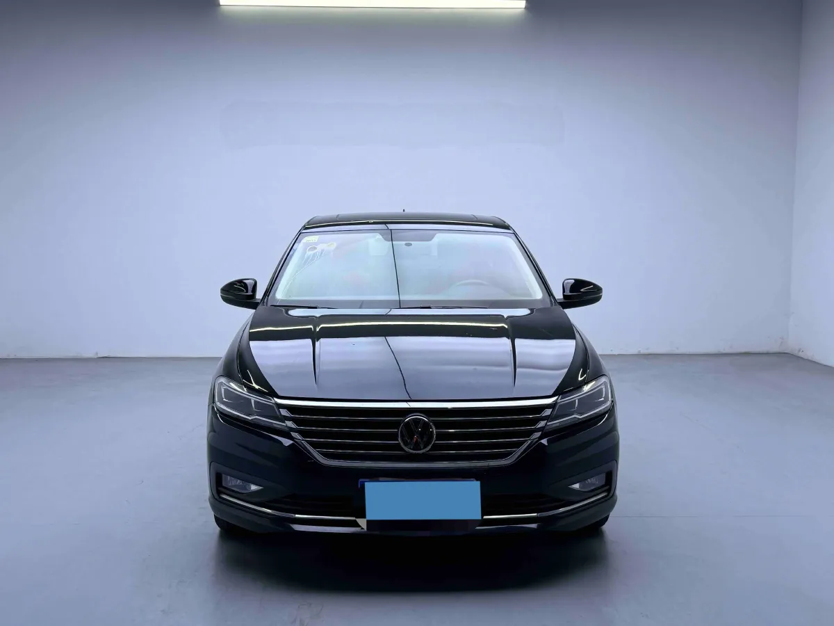 2018 Skoda Karoq 1.4T 150HP L4 7DCT,autocango,china used car exporter,china ev exporter,chinese used car exporter,chinese used ev exporter