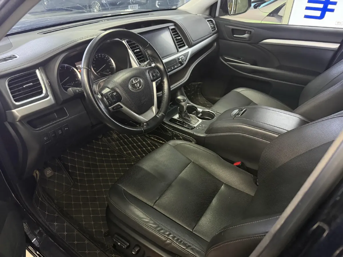2019 Lincoln MKC 2.0T 203HP L4 6AT,autocango,china used car exporter,china ev exporter,chinese used car exporter,chinese used ev exporter