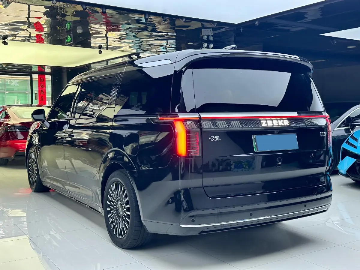 2022 Zeekr 009 BEV 116KWH,autocango,china used car exporter,china ev exporter,chinese used car exporter,chinese used ev exporter